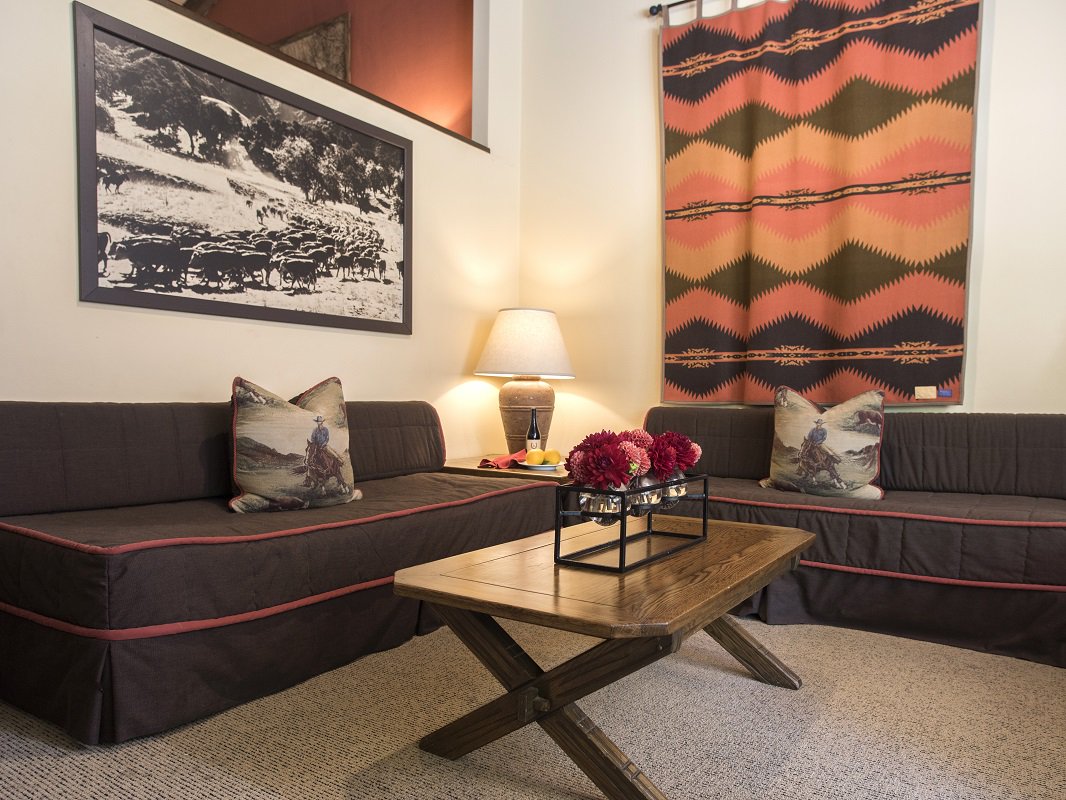 Select Suite